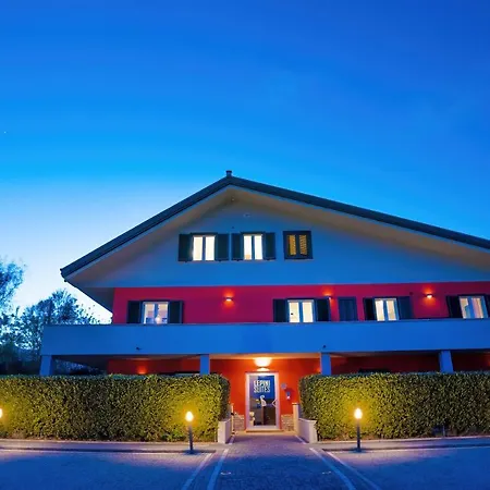 Lepini Suites Guesthouse Guest house